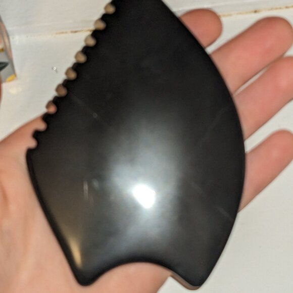 Gua Sha Facial Stone - Picture 3 of 3